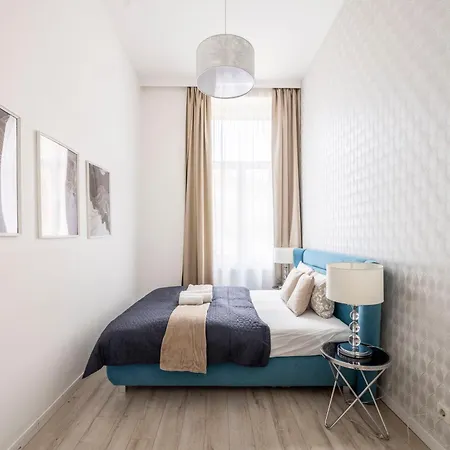 Apartamento Deluxe D16 Grand Next To The Synagogue *