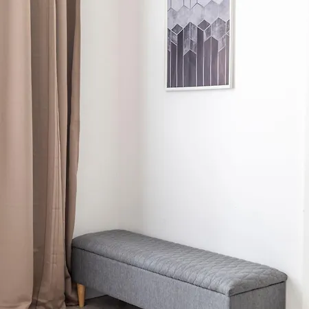 Апартаменты Deluxe D16 Grand Next To The Synagogue *